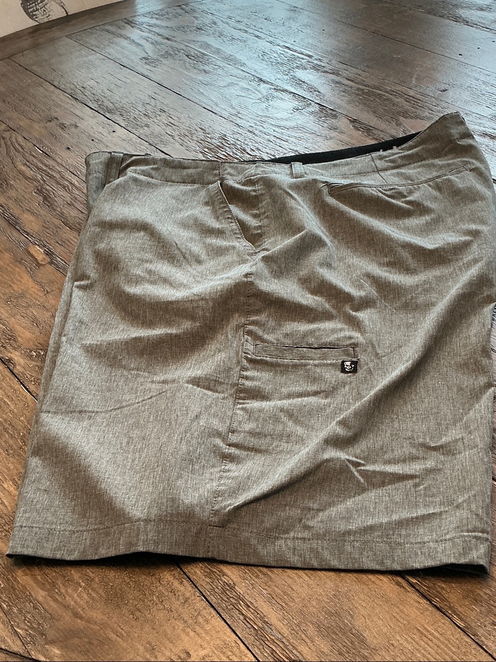 Salt Life Men's Heather Gray Flat Front Shorts